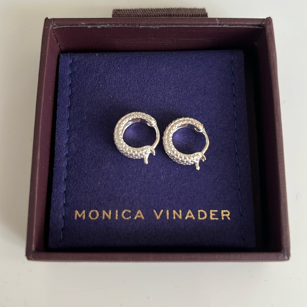MONICA VINADER HEIRLOOM SM HOOP EARRINGS height 1.75cm, width 4mm diameter 1.4cm